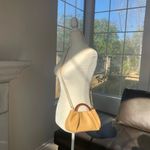 Super cute crossbody bag With Wood Handle Yellow Photo 2