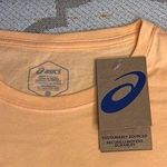 ASICS  FUJI 1977 TEE Unisex Short Sleeve Shirt, Summer Dune Photo 3