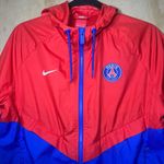 Nike windrunner jacket paris saint Germain 867432 439 hyper cobalt red PSG Photo 2