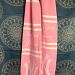 Forever Collectibles Pink New York Yankees Fan Scarf Photo 0