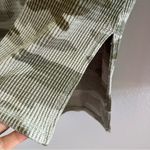 American Eagle Camo Waffle Knit Camouflaged V Neck Oversized Medium Photo 6