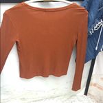 Women’s Casual Long Sleeve Ribbed Crewneck Crop Shirt Size M Photo 4