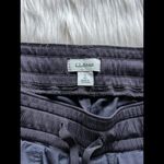 L.L.Bean  Ladies Hiking Shorts size Small Photo 1