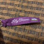 Lily bloom  purse Photo 6