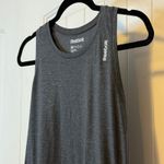 Reebok  Womens Medium‎ Gray Sleeveless Tank Top Athletic Workout Gym # Photo 2