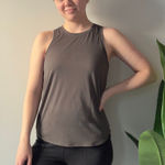 Sweaty Betty  Athletic Tank Top Sleeveless casual activewear solid ruched back S Photo 0