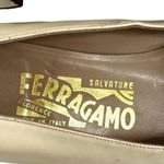 Salvatore Ferragamo Vintage  Off-White Leather Mid Heel Pumps Size 7.5 Photo 5