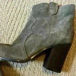 Aerosoles Faux suade gray booties Photo 3