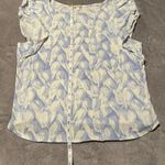 Gap Beautiful White w/ Blue Floral Print Short Sleeve Round Neck Top - Medium Photo 3