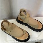 Free People  MEL LUG SOLE PLATFORM WRAP SANDAL IN NEUTRAL TAN EUC SIZE 8 /38 Photo 3