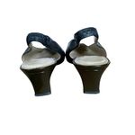 Etienne Aigner  blue and black slingback patent leather cap toe heels 6 1/2M Photo 4