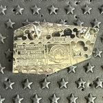 Disney 2025 Walt  World Pirates Puzzle Mystery Box Pin Photo 2