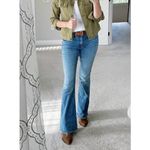 MOTHER Weekender Fray Jeans in Meet Cute Size 28 Blue Photo 1