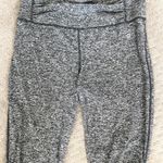 Tangerine NWOT  cropped leggings with ruched zipper bottom. Sz M Photo 3