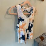 SO  Women’s Athletic Twisted Tank Medium Tye Dye Photo 7