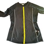 Athleta Longsleeve Heatzone Running Shirt - Size L Photo 7