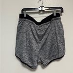 Tek Gear Women’s DryTek Gray Shorts – Size Large Photo 1