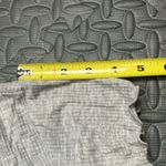 American Eagle  Outfitters Women’s Light Gray‎ V-Neck Tee Size XS Photo 3