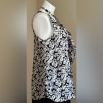 Ellie  Black White Pink Floral Sleeveless Front Ruffle Blouse Sz S Sleeve… Photo 3
