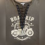 Charlotte Russe Charolette Russe Green Cropped Criss Cross Front Short-Sleeve Top, Size M Photo 7