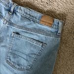 American Eagle America Eagle Mom Short Photo 2