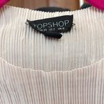 Topshop | Pleated Top Cold Shoulder Cutouts Size 2 Baby Pink Photo 4