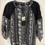 Iris  Black and White Geometric Floral Blouse Photo 0