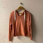 Colsie Salmon Pink/Orange V Photo 2