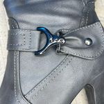 Top Moda  Women’s Size 7 Knee High Round Toe Lace-Up High Heel Boots Gray Photo 2