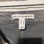 New Girl With Curves Raw Hem Ankle Length Girlfriend Jeans Gray Wash Size 4 Photo 11