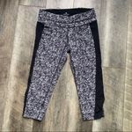 Athleta Black Floral Ditsy Cropped Leggings Medium Photo 1
