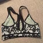 Victoria's Secret EUC Victoria Sport low impact sports bra Photo 2