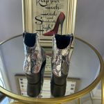 True Craft Boots Photo 4