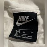 Nike ASOS essential boyfriend t-shirt in white Photo 4