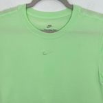The Nike Tee Slim Fit T Shirt Women Medium Lime Green Short Sleeve Modal Photo 1