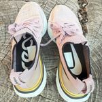 Nike  REACT Women Shoes  Photo 2