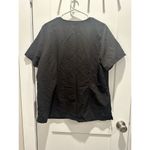 FIGS technical collection scrub top XL 2 Side Pocket V Neck Short Sleeve Photo 2