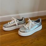 Dirty Laundry  1990 Record Metallic Silver Platform Sneakers Shoes Size 10 GUC Photo 2