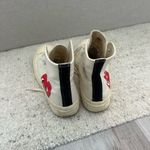 Comme des Garçons Comme de garçons heart converse collab in size women’s 6 men’s 4  Photo 3