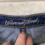 Universal Threads Universal thread‎ Target denim jean shorts size 2 26 GUC denim jeans distressed Photo 1