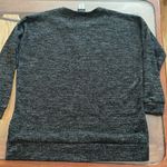 Byrdie Top Crewneck Oversized Gray Sweatshirt Photo 2
