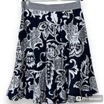 Roz & Ali  size large skirt pull on zips in back lined blue and white floral NWT Photo 0