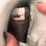 Nike Women's Grey Bruin Lite Nylon Mid Trainer Sneakers Size 8 Photo 5