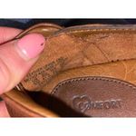 Women's size 9 I‎ love comfort brown leather comfort sandals Photo 5