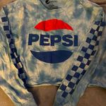 Pepsi Crop Too Photo 0