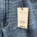 Judy Blue NWT  90's Straight Fit V Front Medium Wash Jeans Stretch size 11/30 Photo 3