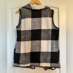 West Loop  Buffalo Plaid Vest, Women's Sleeveless Black and White Vest, One Size Photo 5