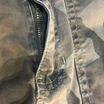 Celebrity Pink Girls Shorts Army Design Size 16 Jr Waist: 25 inches Photo 5