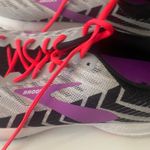 Brooks  Launch 6 Womens Size 11 Running Shoes Gray Purple Coral Gym Athletic Photo 6