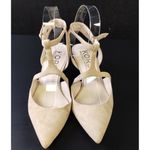 Michael Kors Women's Beige Kitten Heel Shoes Size 7.5M SKU 2401 Photo 1